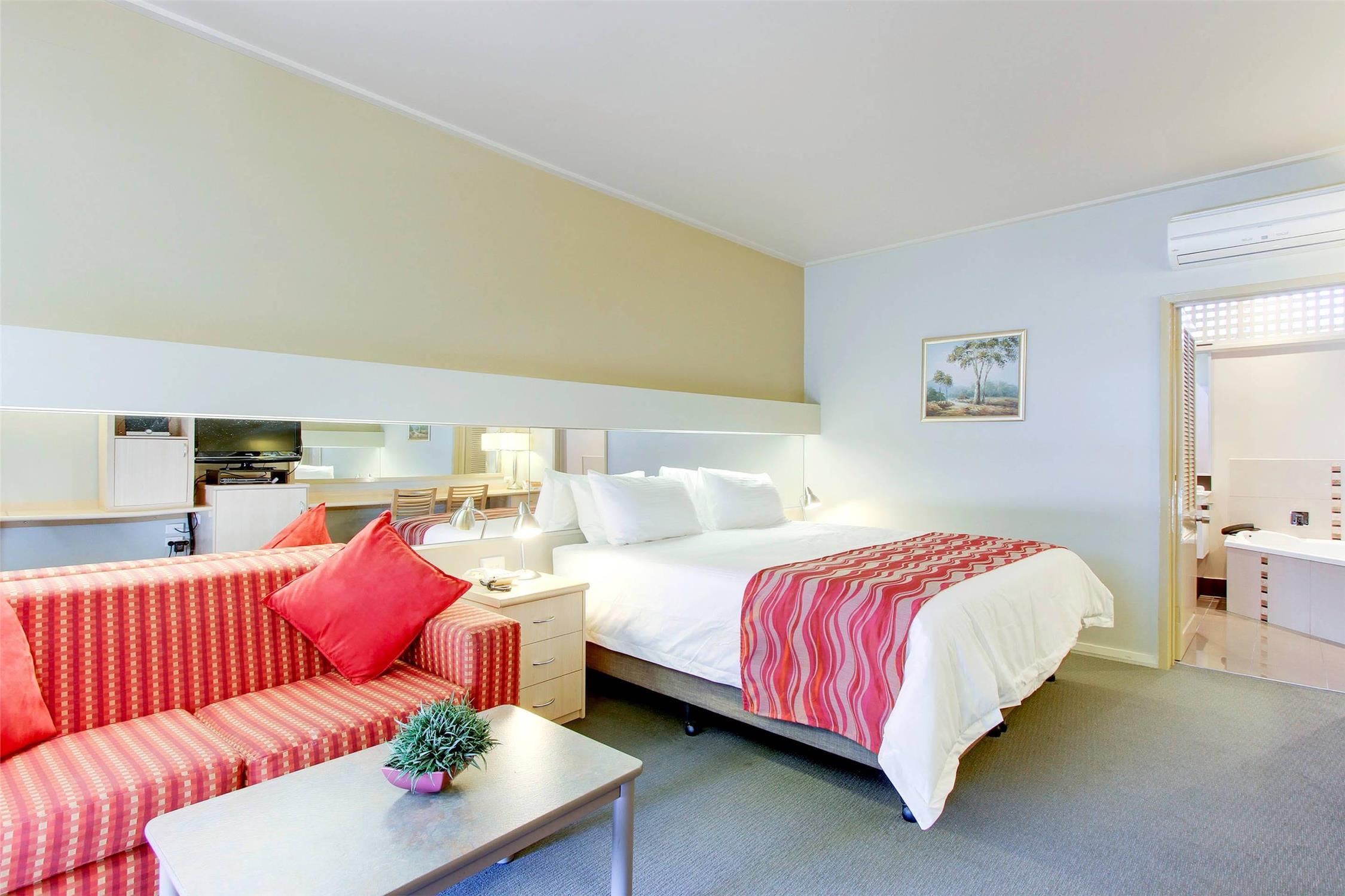 Upgrade, King Bed