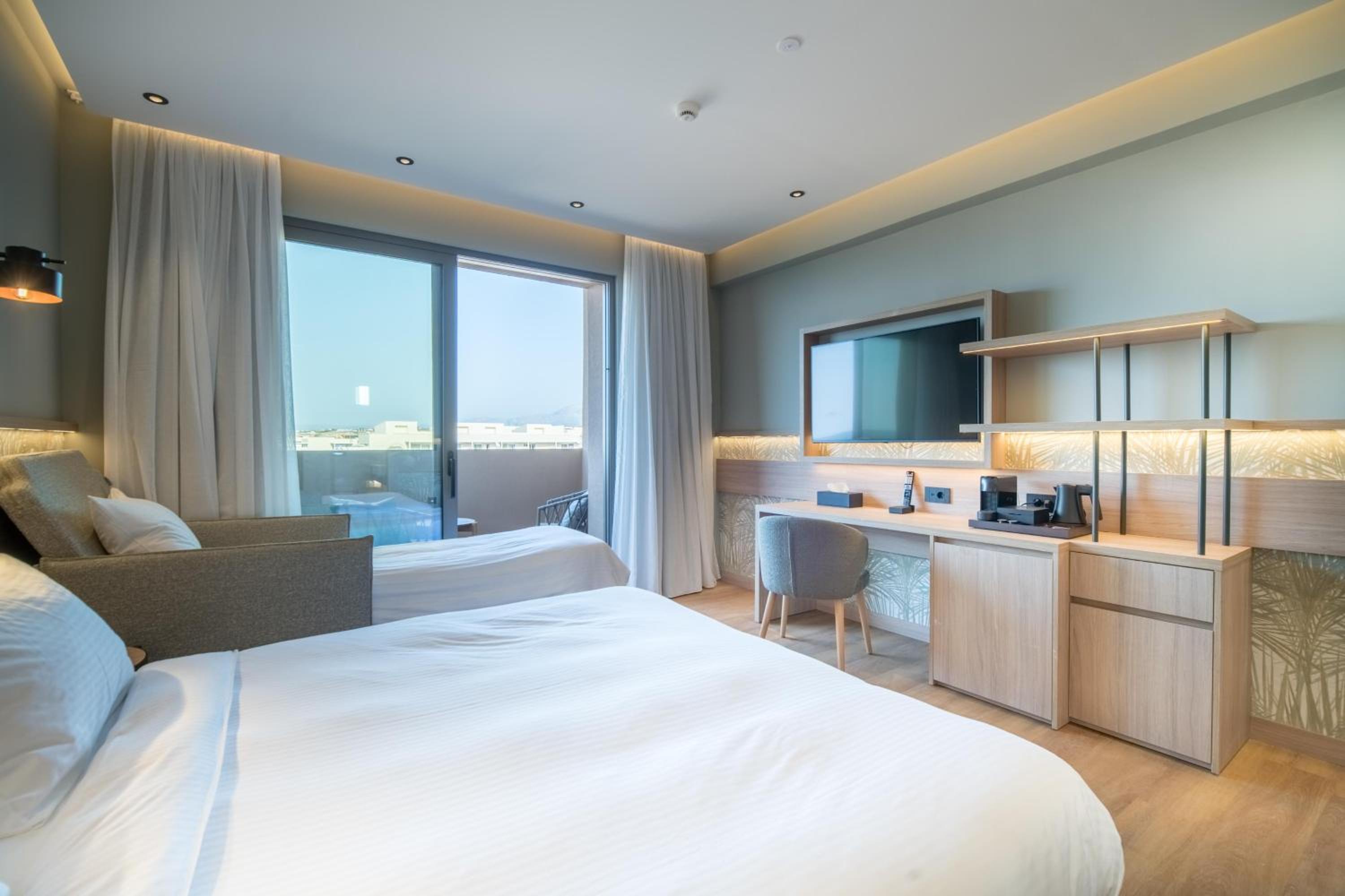 DOUBLE ROOM CLASSIC SIDE SEA VIEW