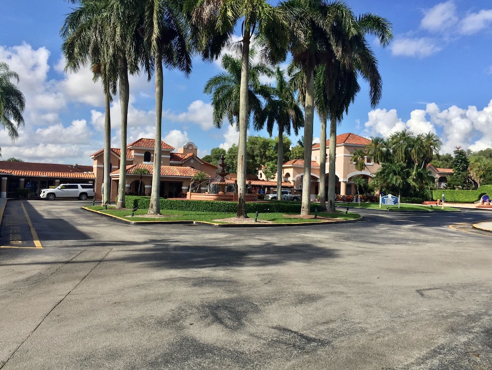 Grand Palms Resort 5/58