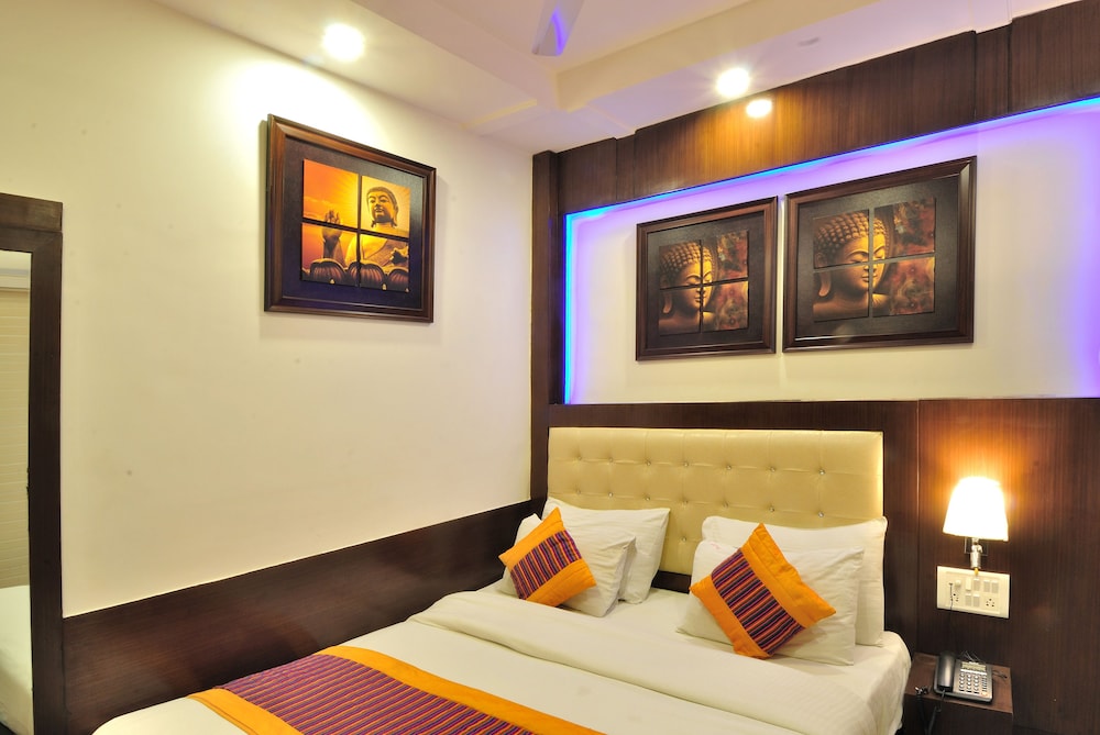 Hotel Nirmal Mahal 6/66