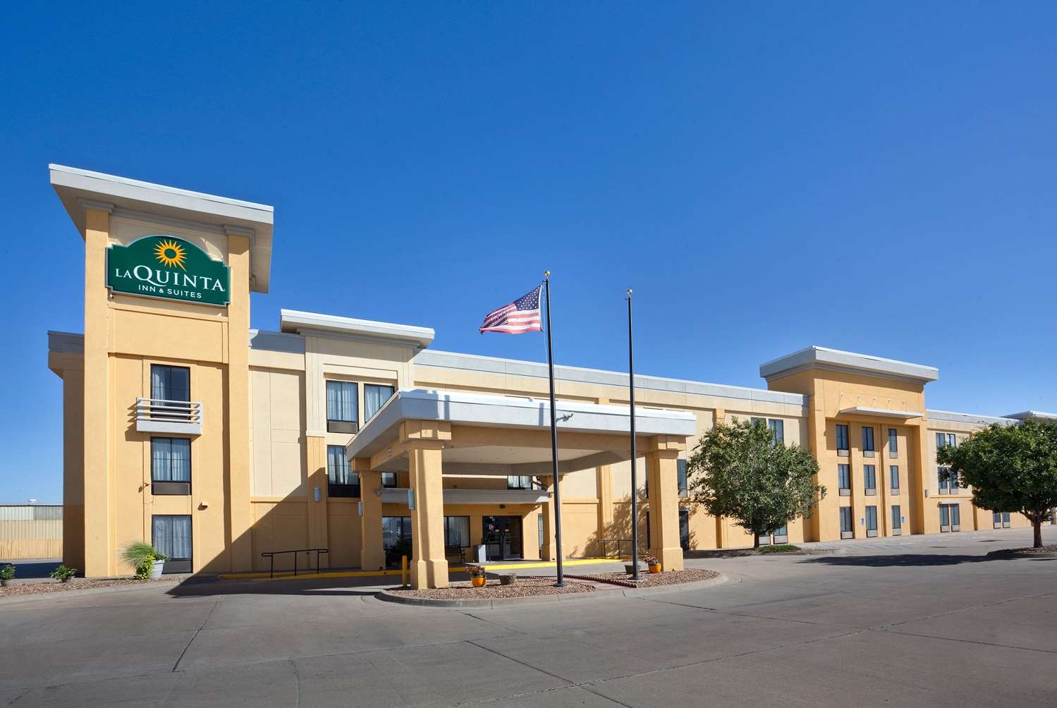 La Quinta Inn Suites Salina 49/57