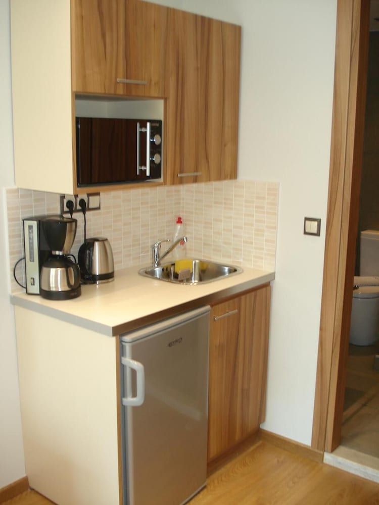 Elements Rooms & Apartments 23/23