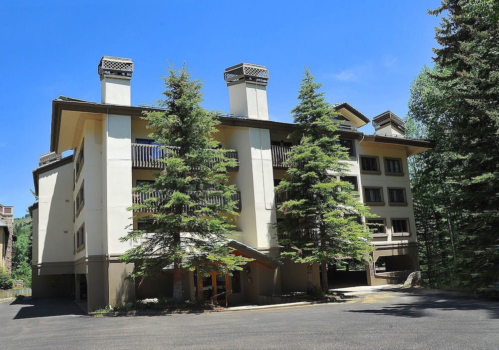 Townsend Place 5/50