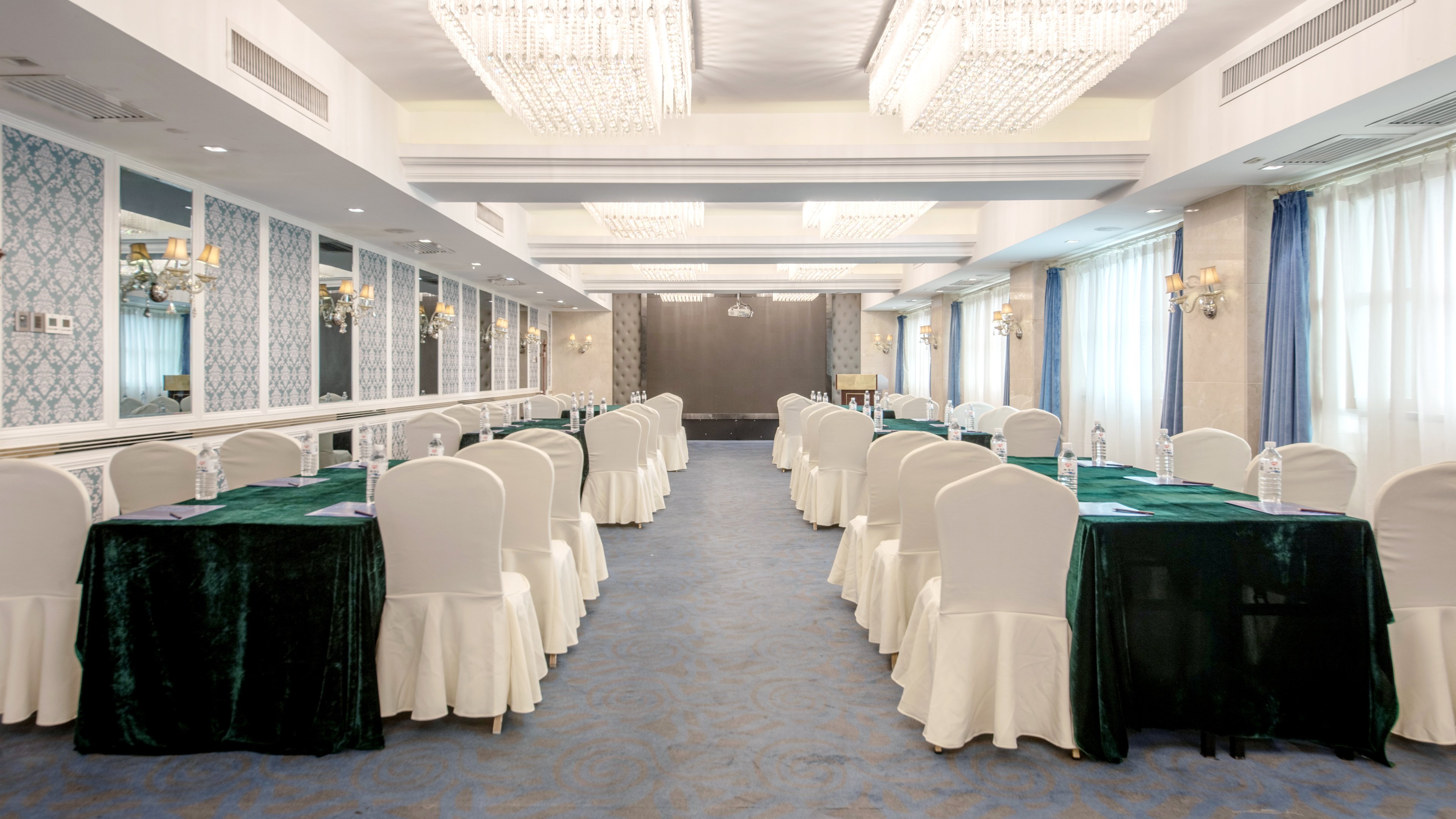 Holiday Inn Express XIAMEN LUSHAN 28/29