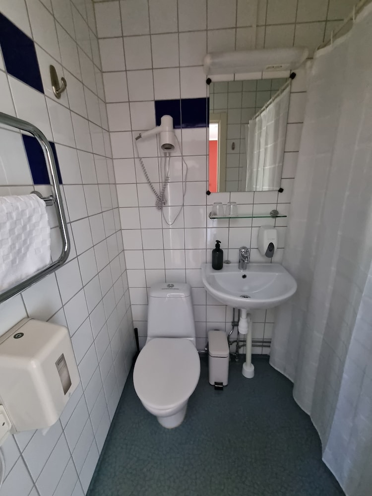 Hotell Zlafen Bed And Breakfast 43/46