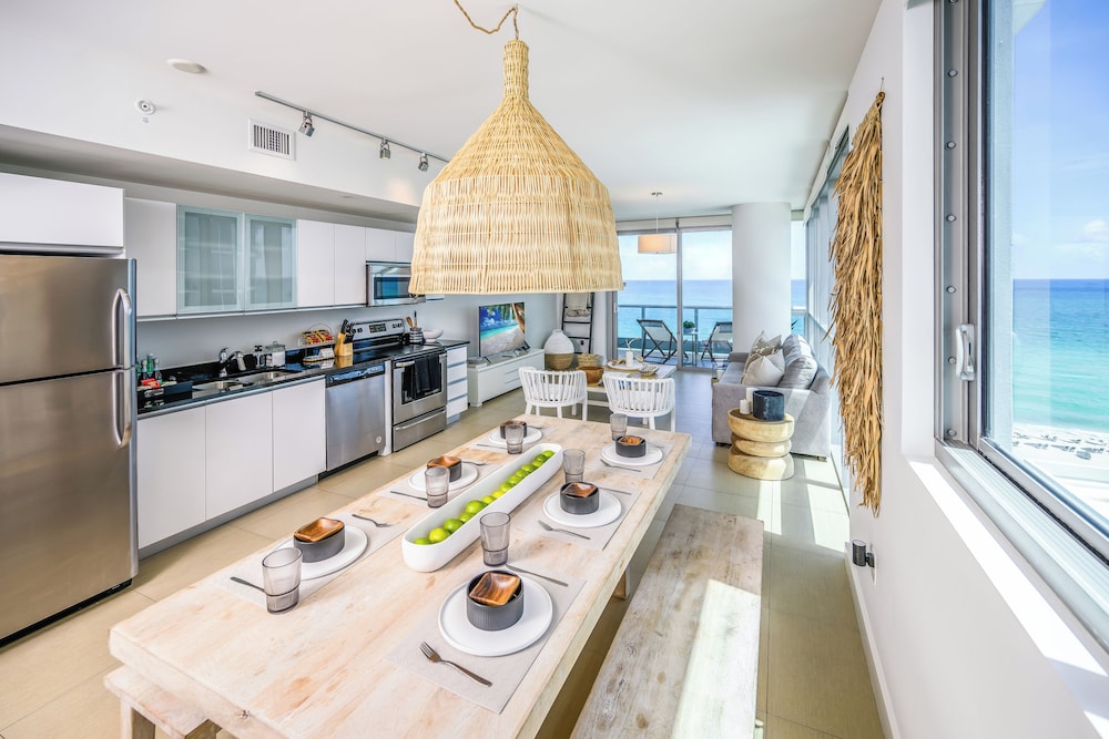 Miami Vacations Corporate Rentals - Monte Carlo 49/69