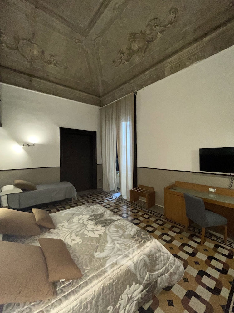CostantiNapoli 27 44/49