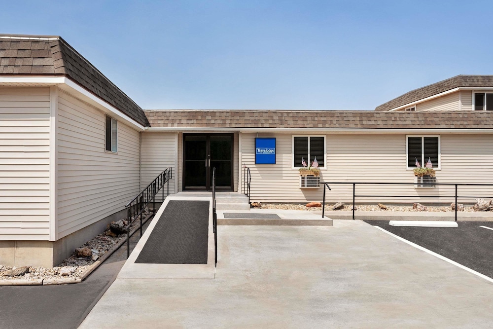 Travelodge By Wyndham Edgemont SD 1/16