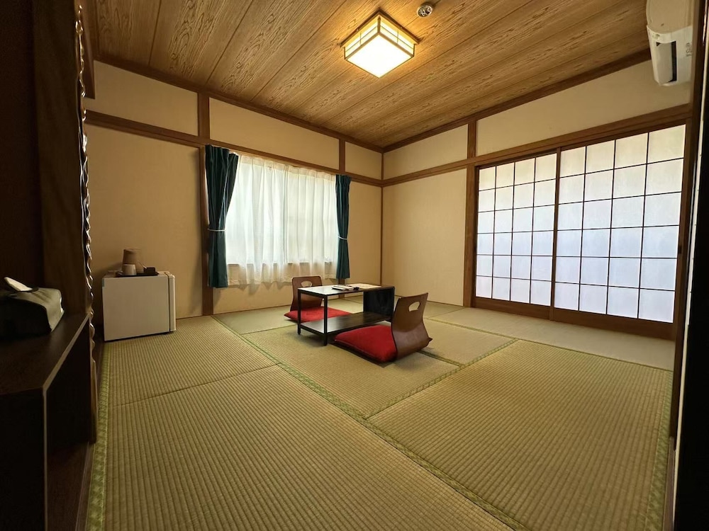 Guesthouse Hiiragi 69/87
