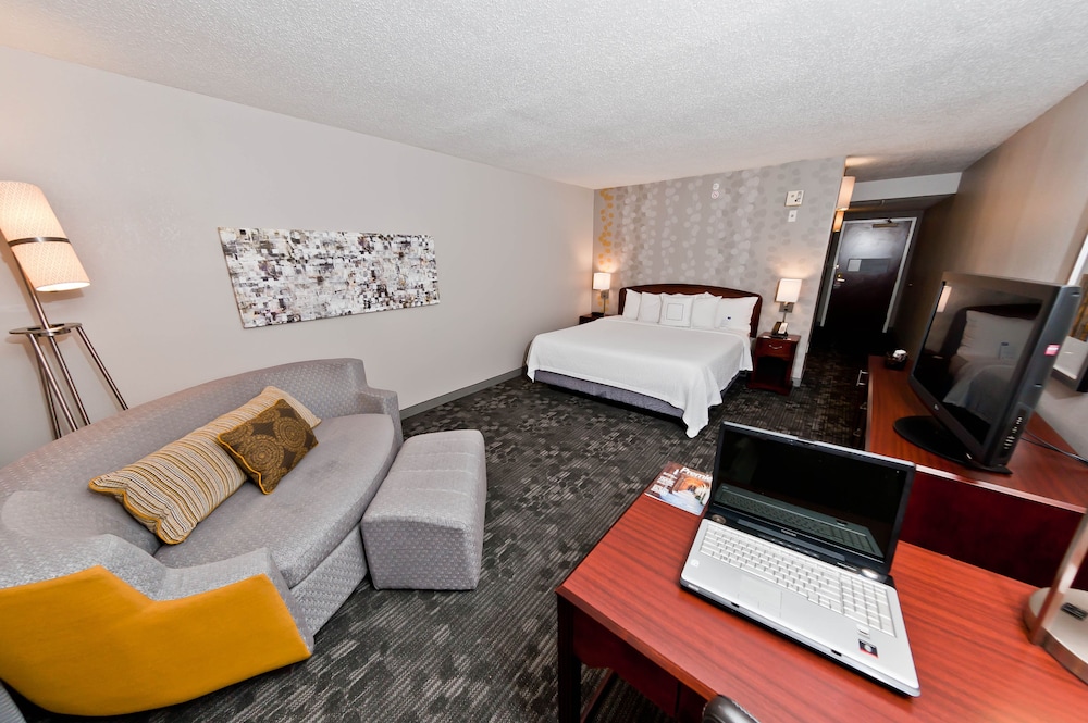 Courtyard By Marriott Decatur 25/50