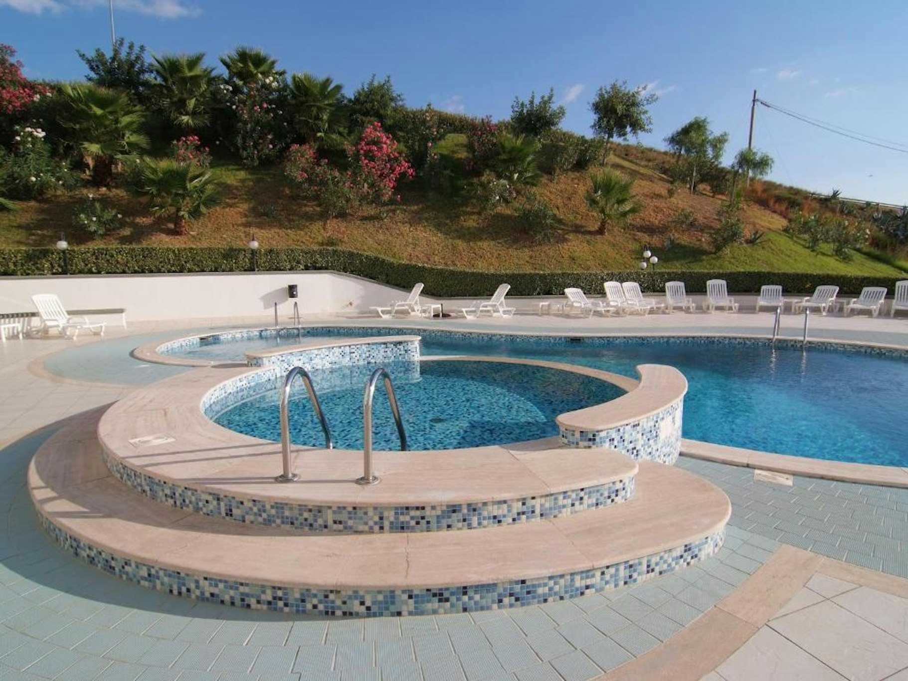 MIRABEAU PARK HOTEL 23/26