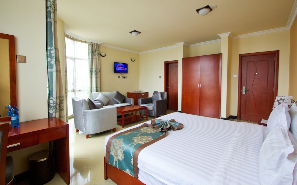 DELUXE, SUITE, KING BED, CITY VIEW