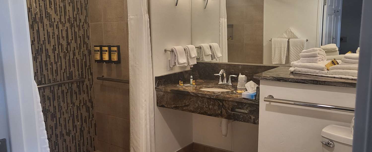 Best Western Plus Butte Plaza Inn 56/59