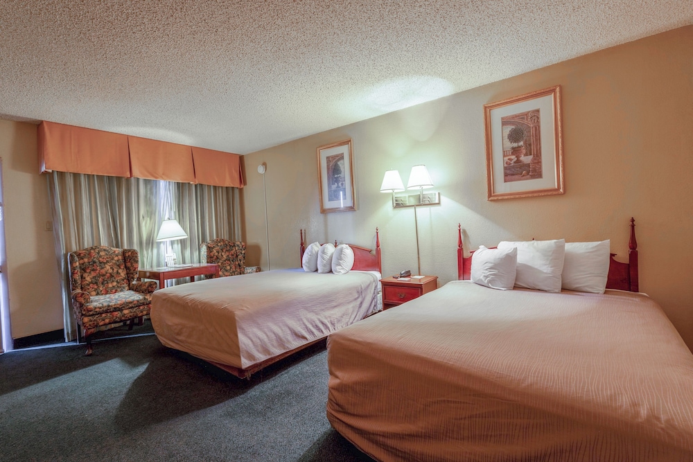 Royal Holiday Motel By Belvilla Gallup I-40 25/50