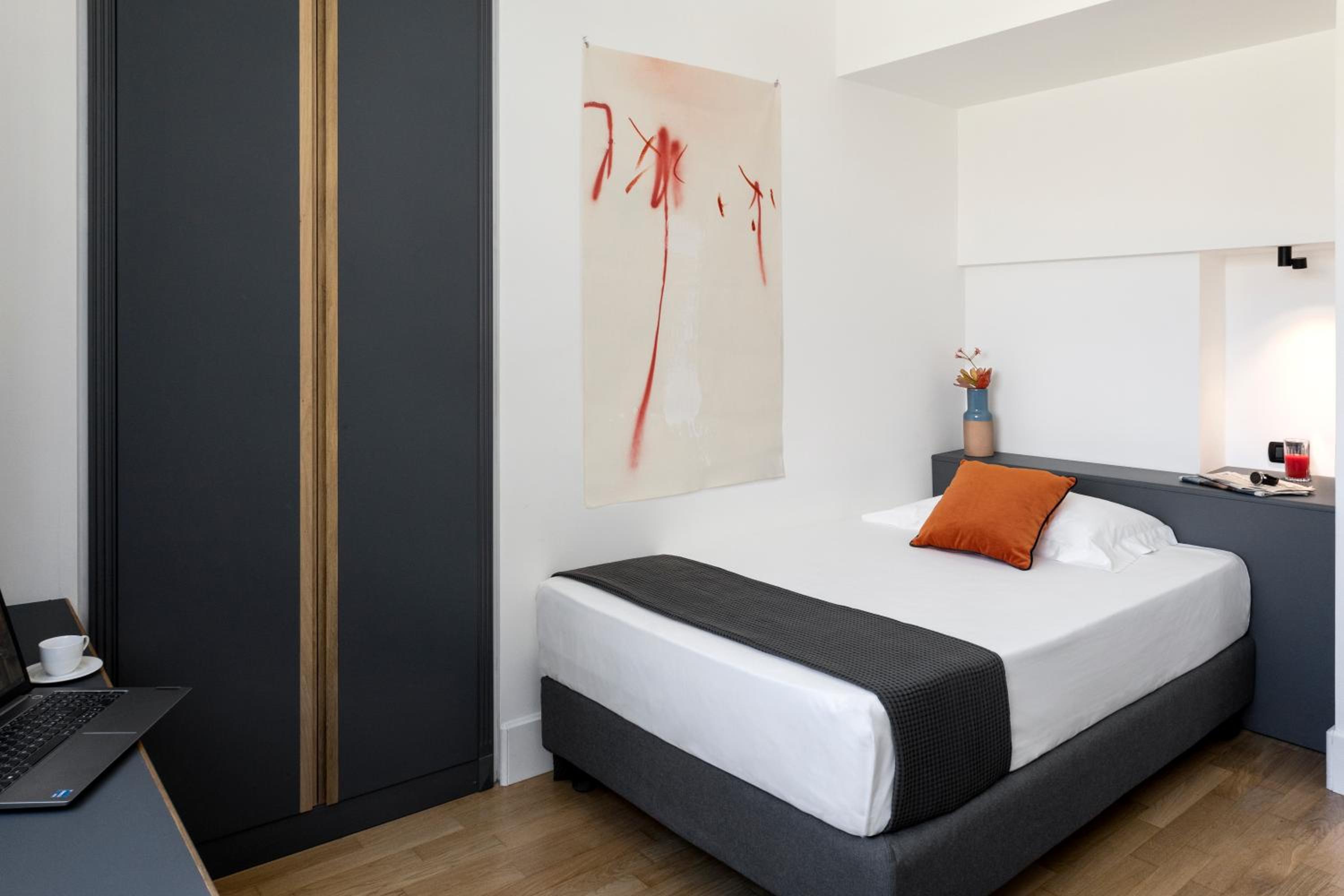 Classic, Single, French Bed