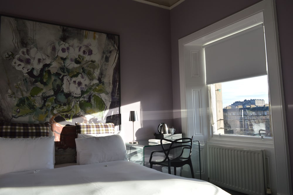 B B Edinburgh Hotel 29/41