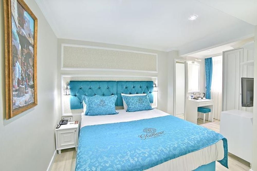 Glamour Hotel 19/49