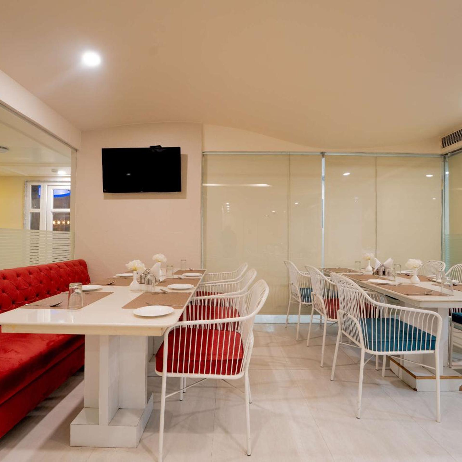 Hotel Magenta Jaipur 26/32
