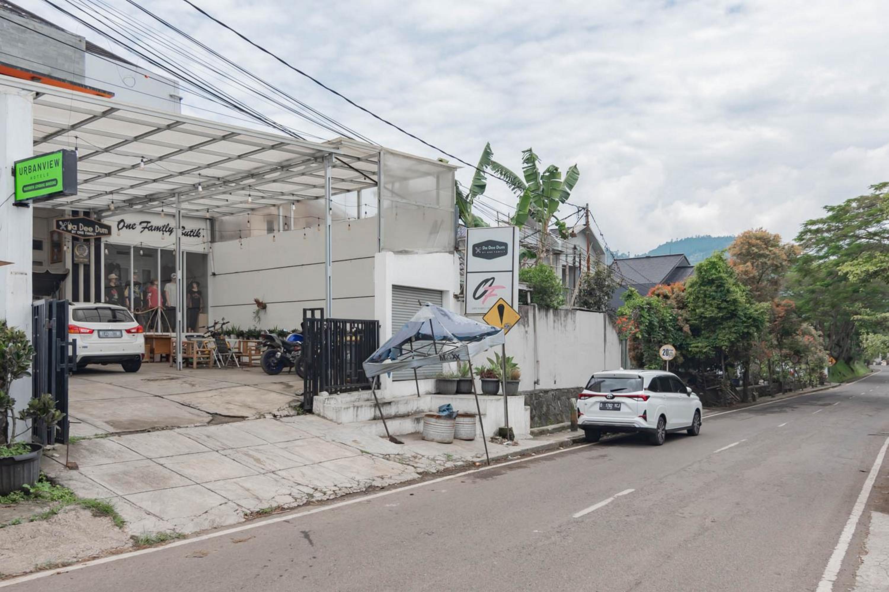 OYO 1271 One Family Guesthouse 51/56