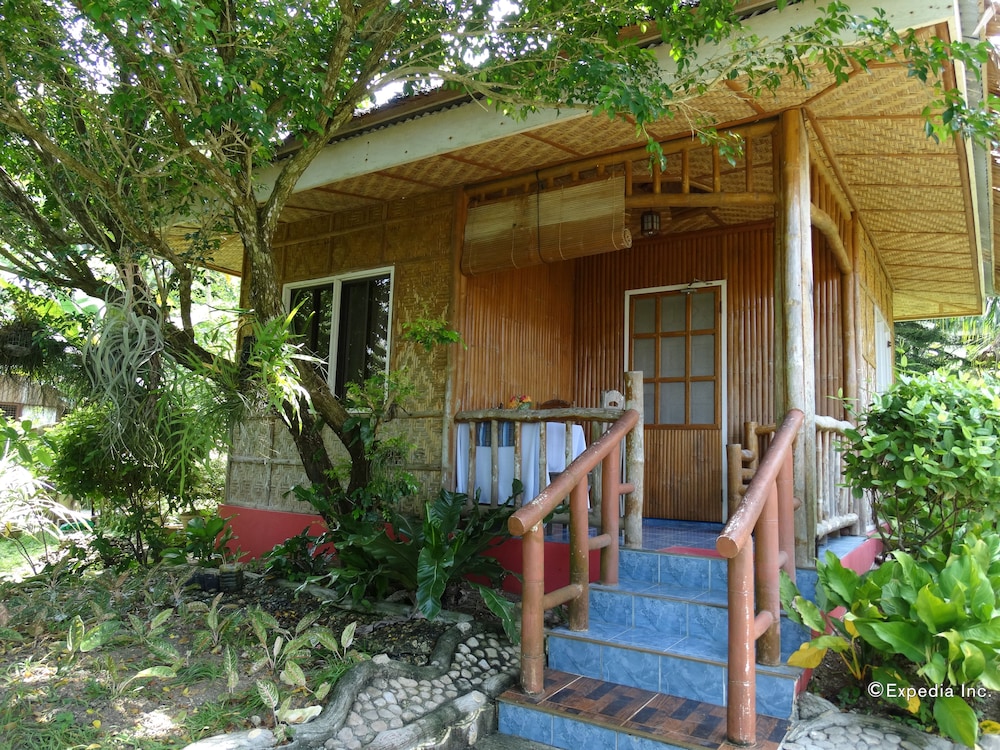 Hof Gorei Beach Resort 5/50