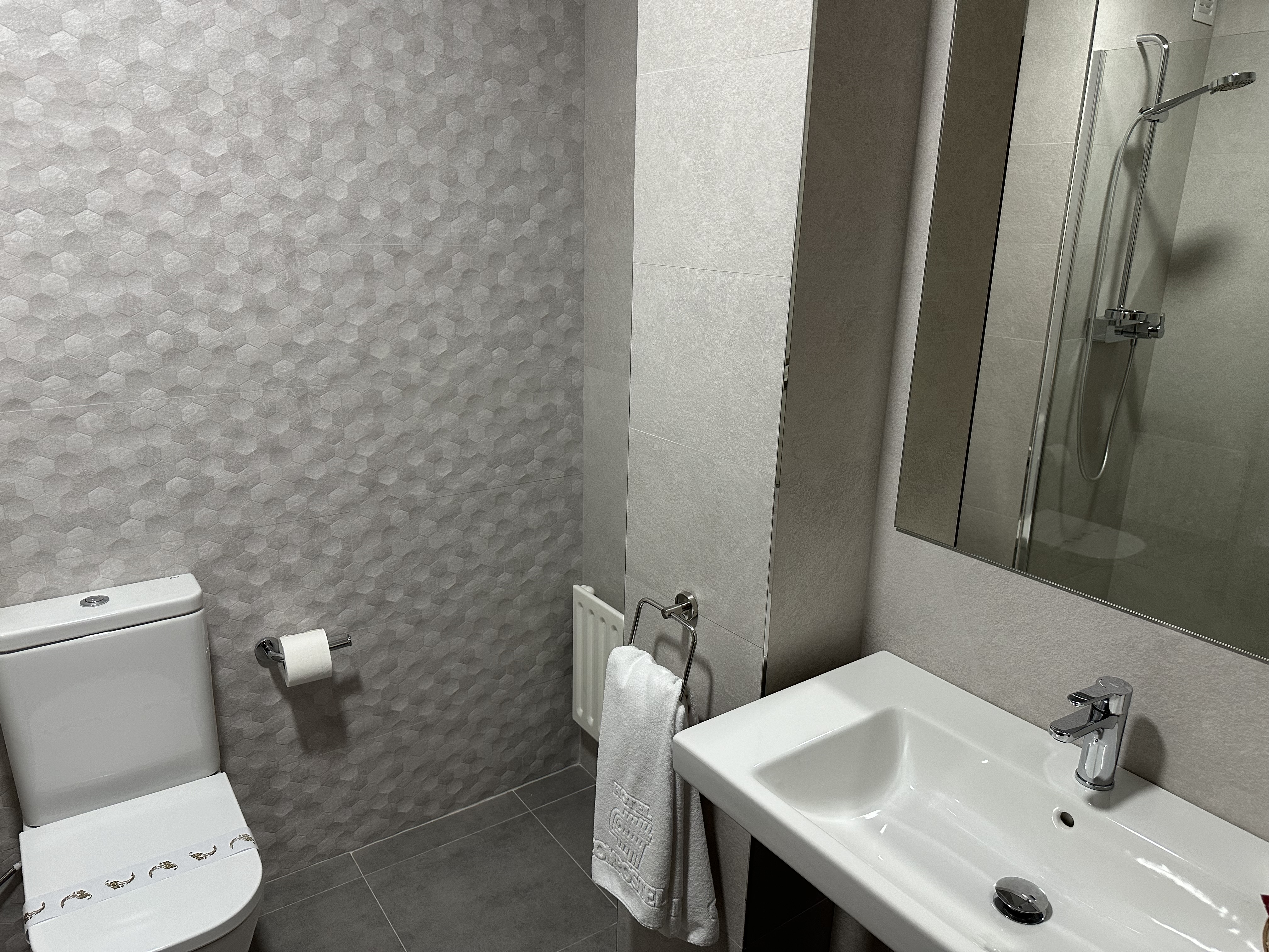 Hotel Compostela Vigo 50/50