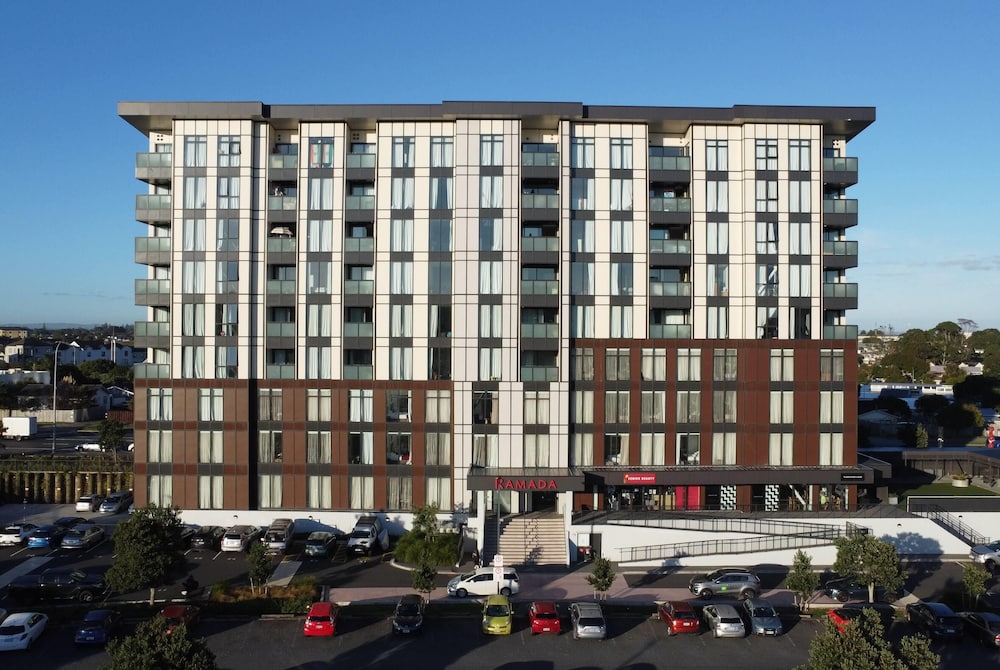 Ramada Suites by Wyndham Auckland Manukau Pacfic Centre 6/64