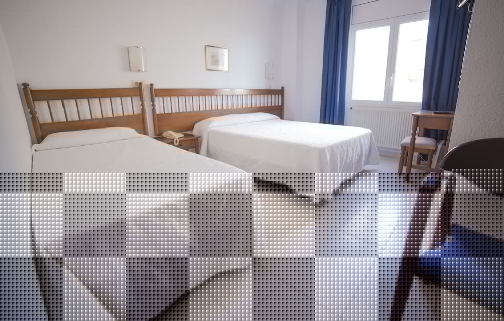 Risech Hotel 33/64