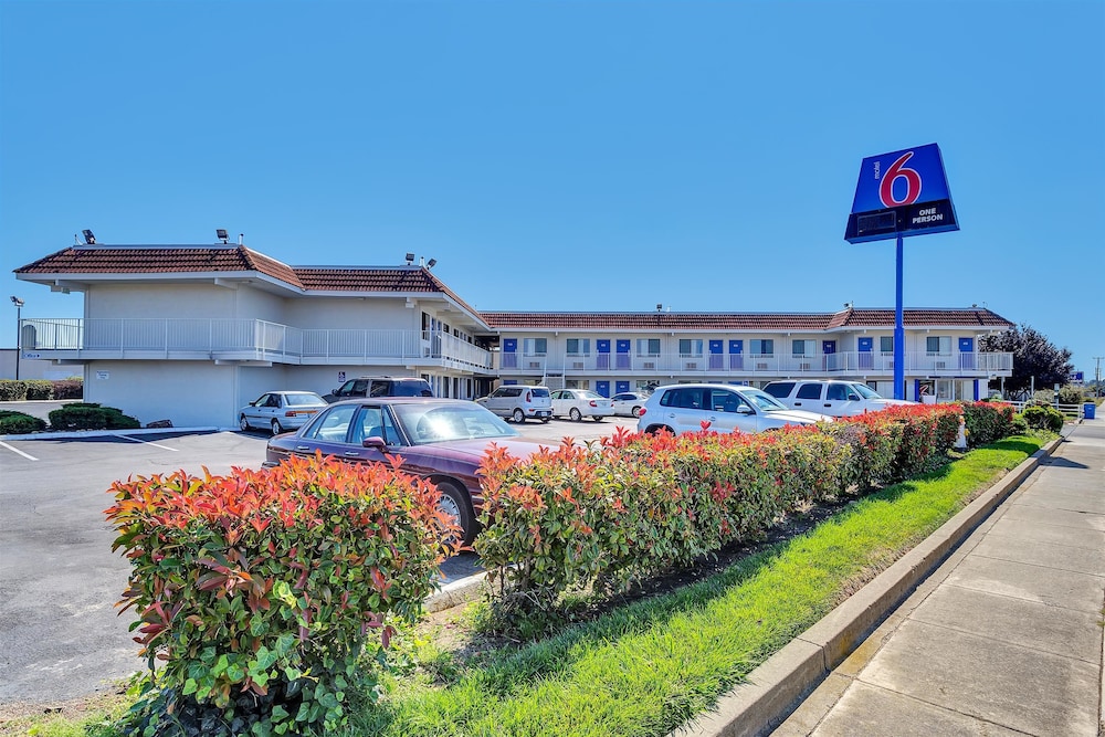 Motel6 Vallejo, CA - Six Flags West in VALLEJO - CA