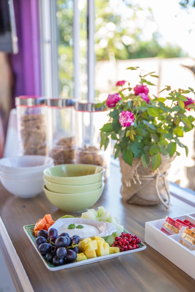 Tshiberry Bed & Breakfast 33/43