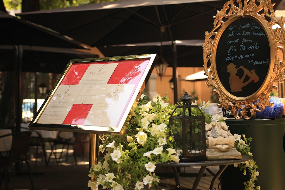 Grand Boutique Hotel 43/77