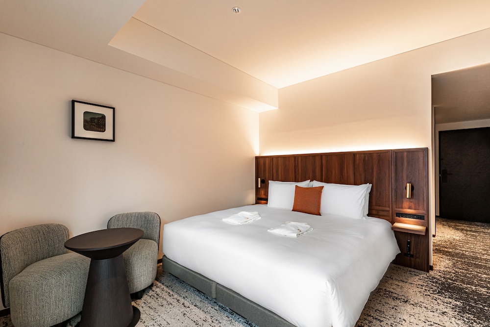 STANDARD, DOUBLE BED