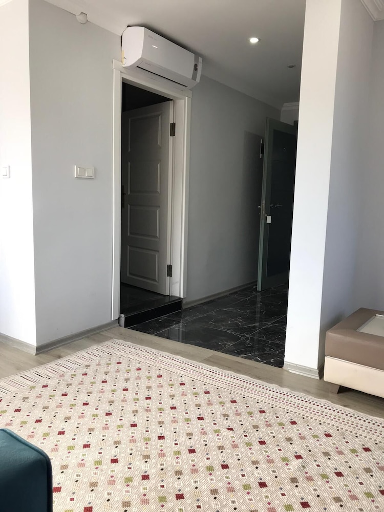 Senturkler Suite 22/35