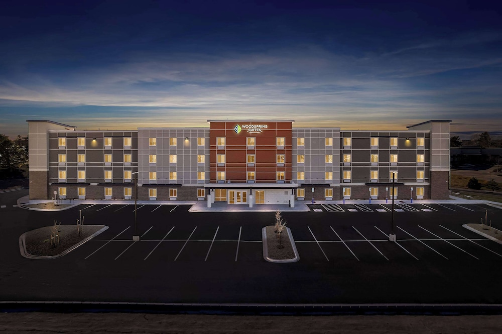 WoodSpring Suites Centennial - Denver Tech Center 2/64