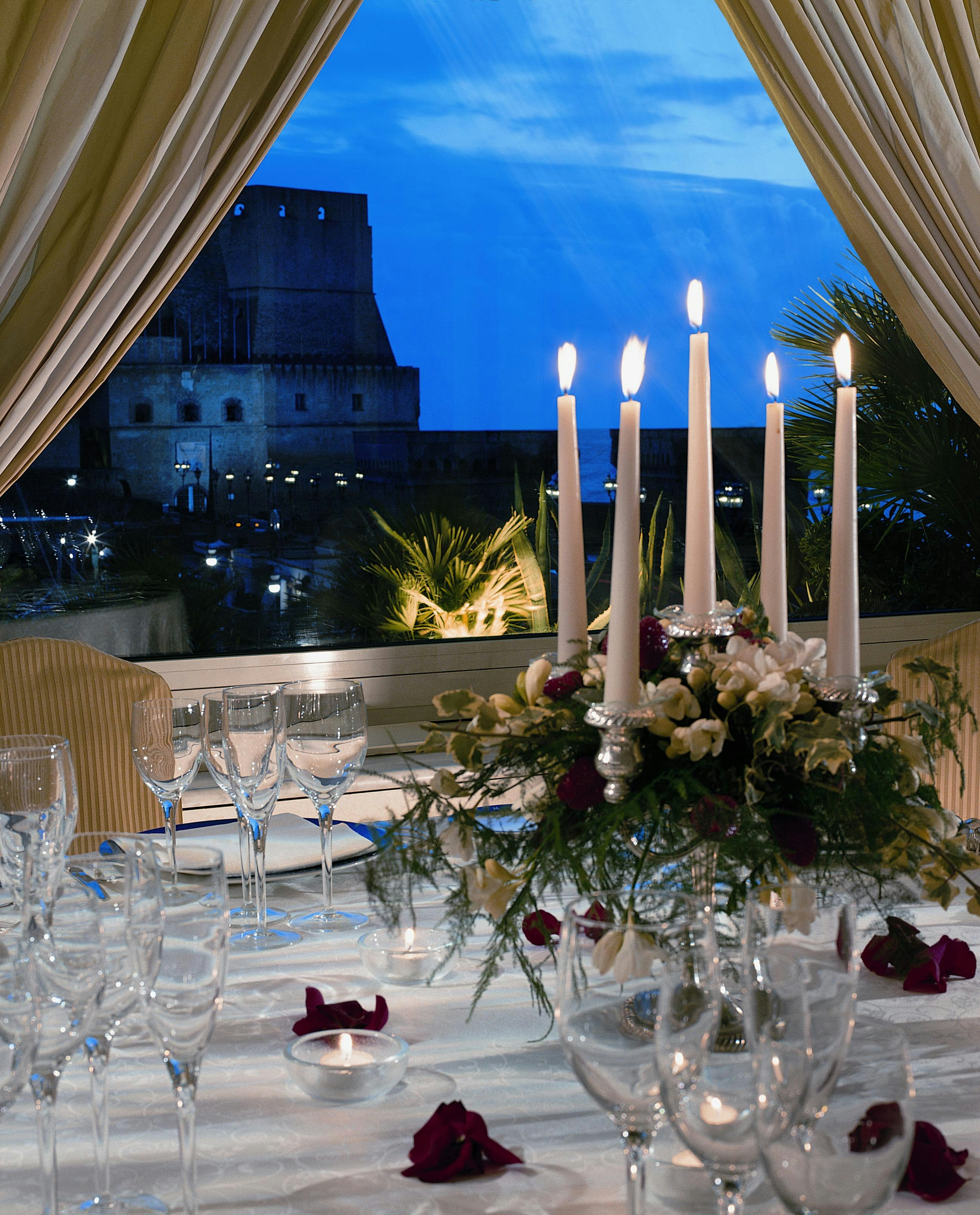 Grand Hotel Vesuvio Naples 19/50