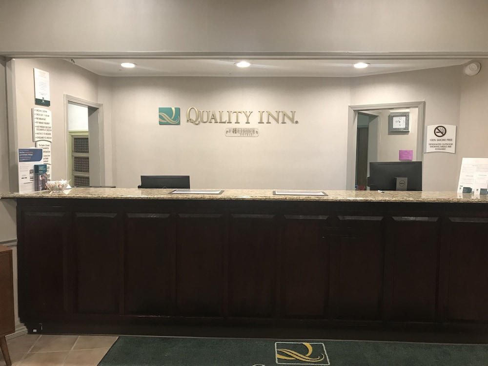 Quality Inn Vincennes 7/27