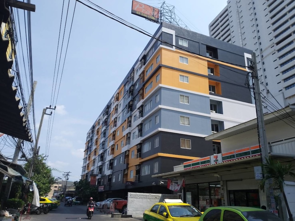 Praso Residence in BANGKOK