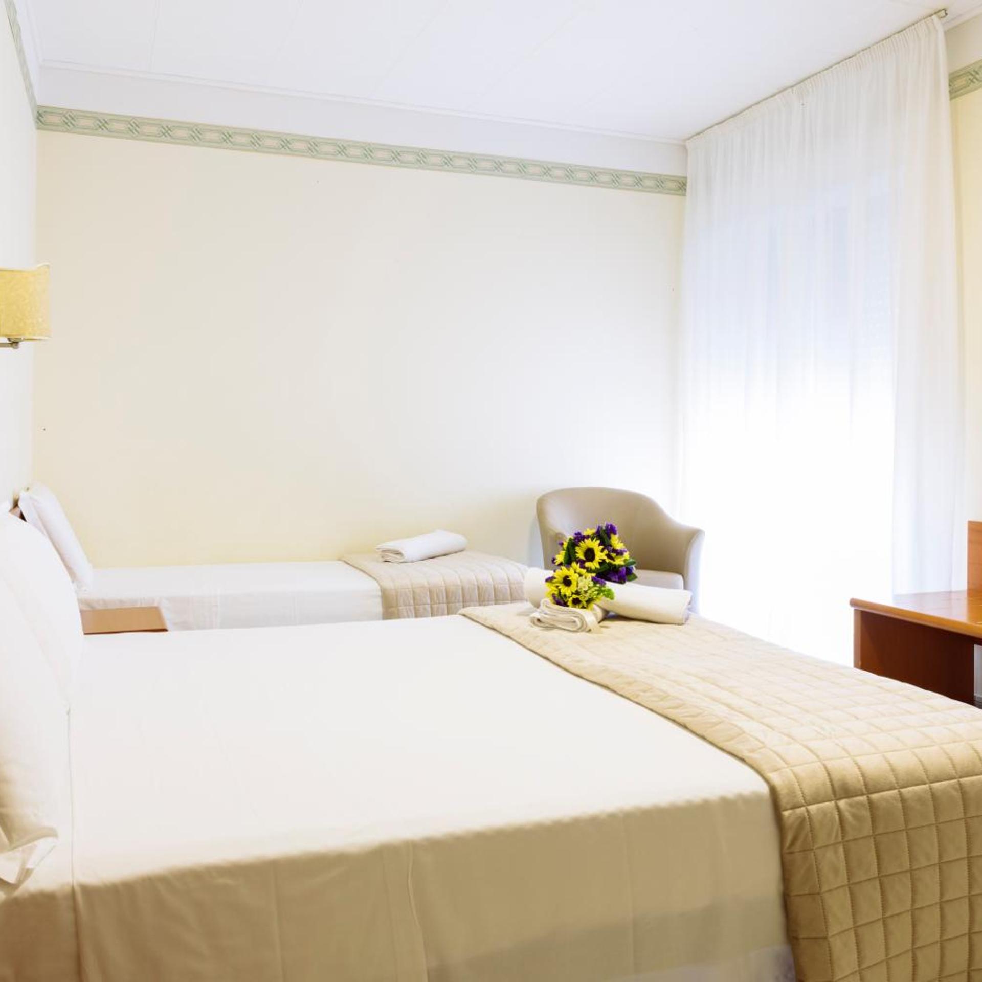 Hotel Leon 15/50