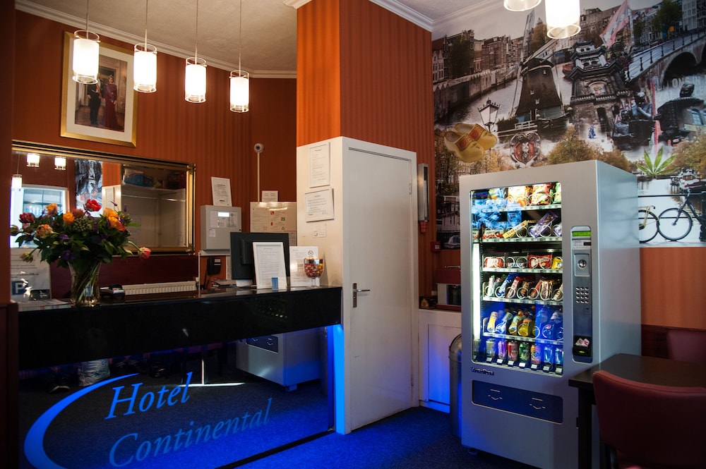 Continental Hotel 38/50