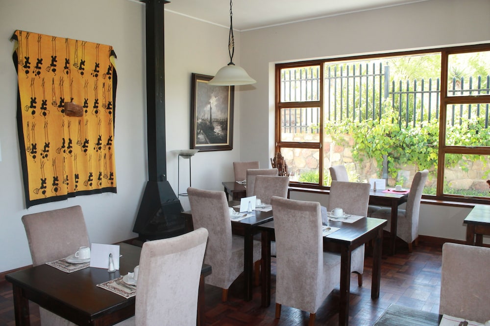 Mountain View Lodge Montagu 12/43