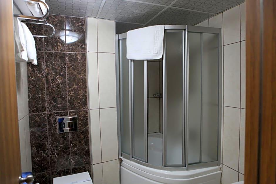 Garra Hotels 49/50