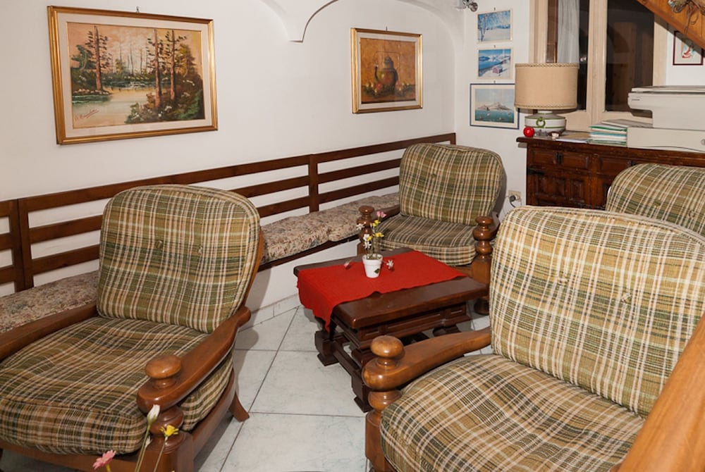Hotel Del Postiglione 30/35