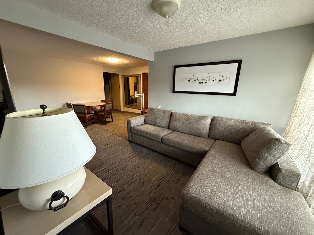 Snowshoe Motel 44/72
