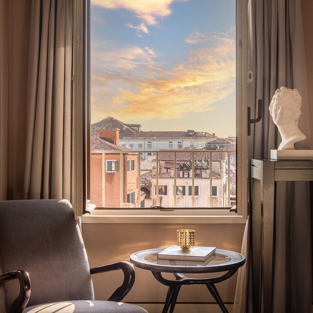 The St. Regis Venice 11/70