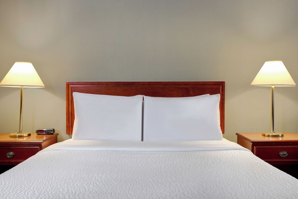 Days Inn by Wyndham Whitecourt 26/53