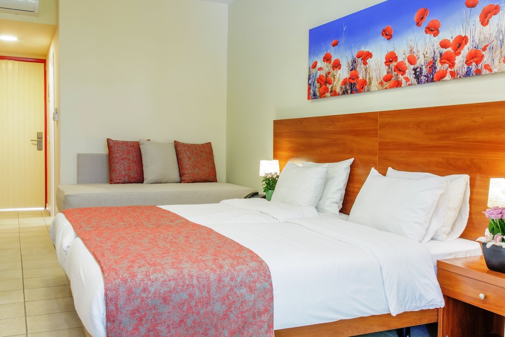 Alkyon Hotel Resort and Spa 10/77