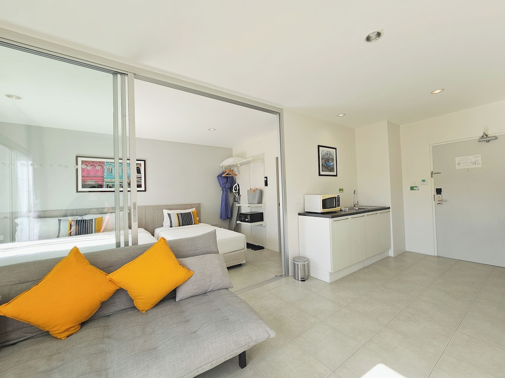Recenta Suite Phuket Suanluang 32/50