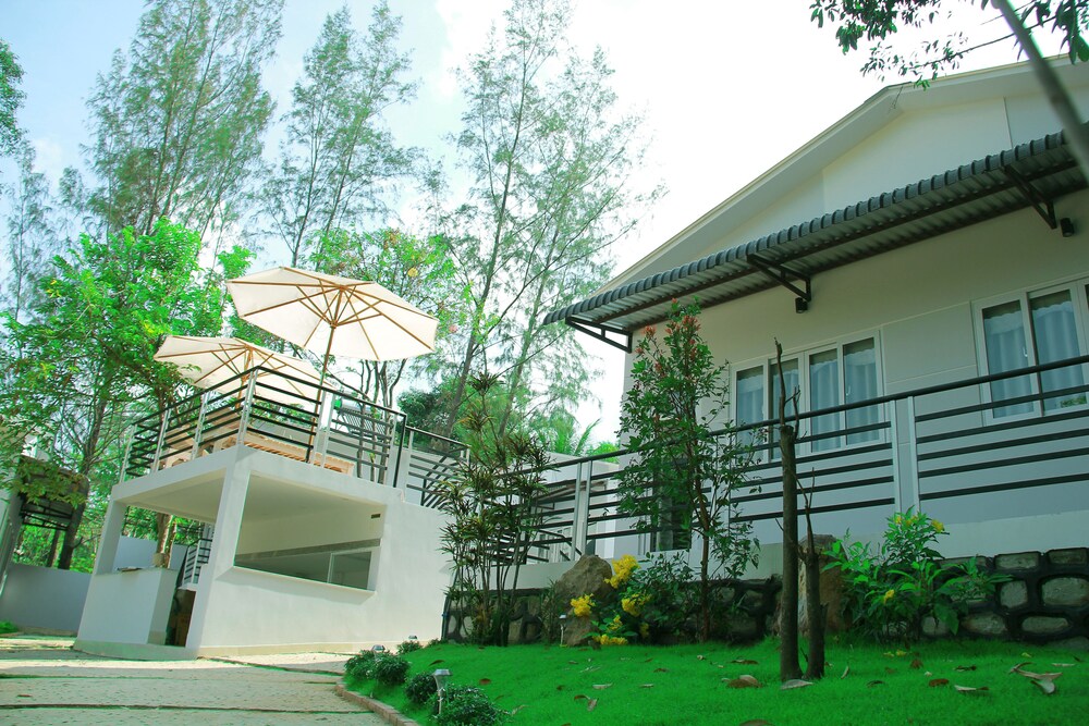Hanh Ngoc Bungalow 4/50