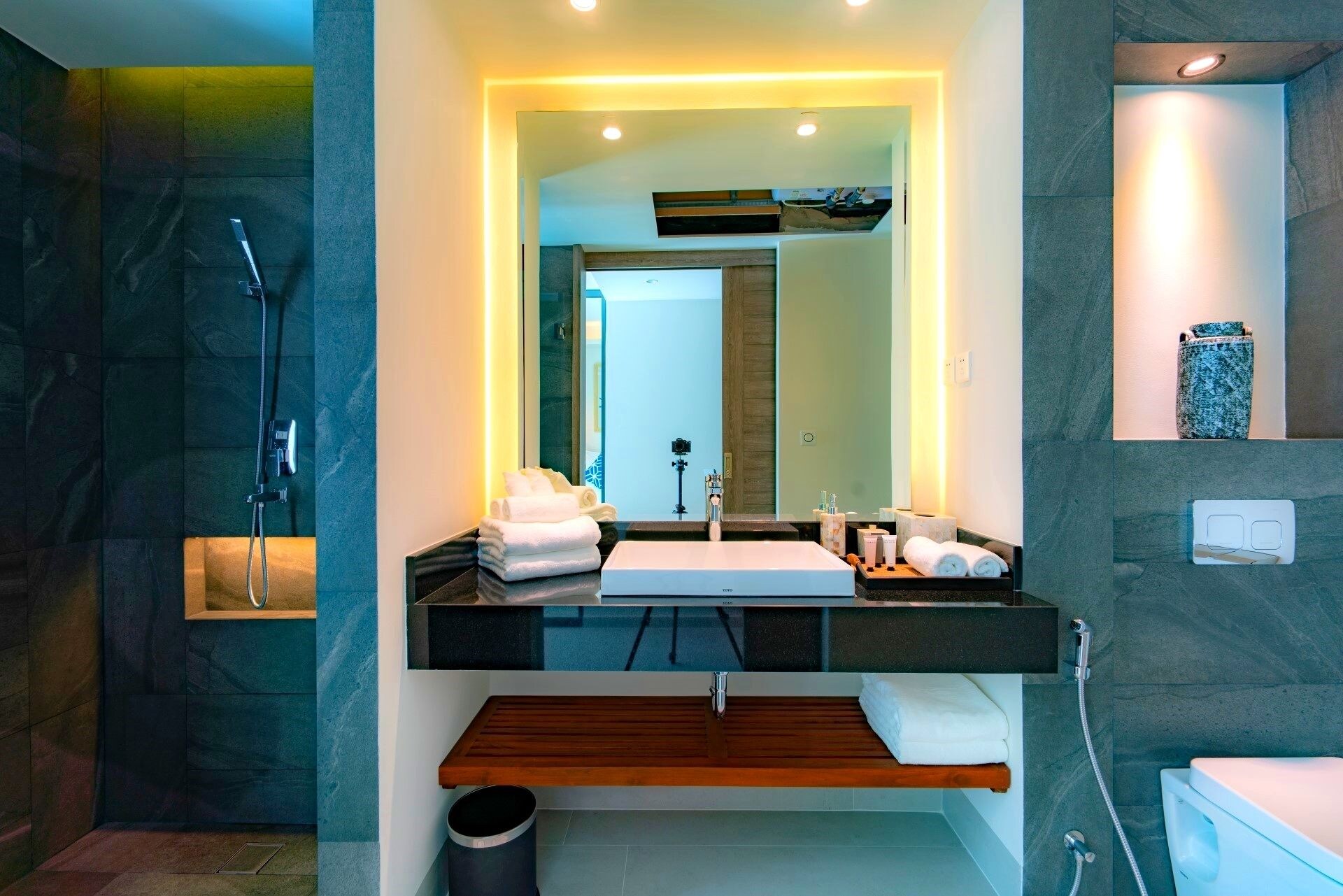 SUPERIOR, SUITE, OCEAN VIEW, BALCONY