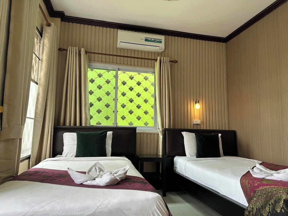 STANDARD, TWIN BEDS
