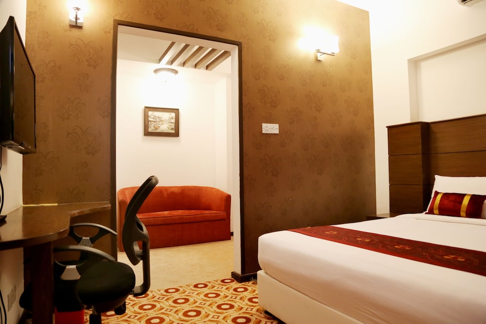 GRAND ORIENTAL HOTEL 22/60